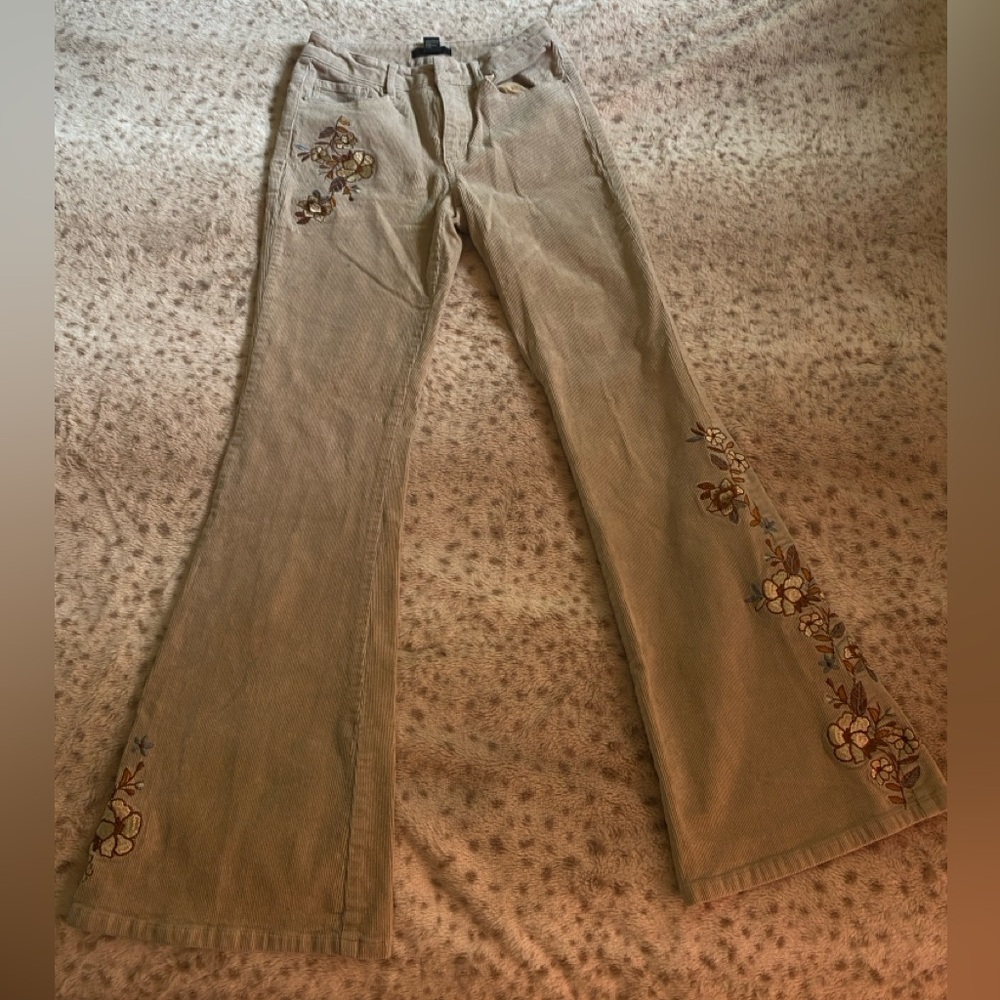 Floral Embroidered Tan Pants